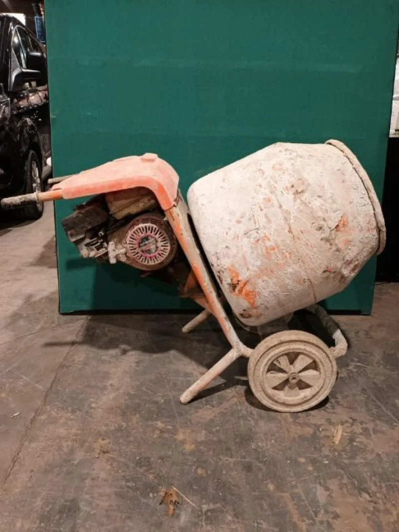 JPS Chartered Surveyors - Machinery & Plant Auction Featuring Handheld Power Tools | Generators | Shovels & Forks | Cement Mixers & More - Auction Image 1